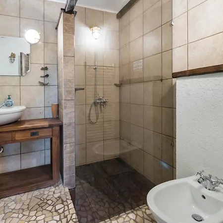 Cook With Sea View - Heated Pool - At וילה